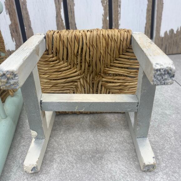 Vintage Little Decorative/ Doll Ladder back Chairs Wicker & Rattan White Green - Picture 9 of 11